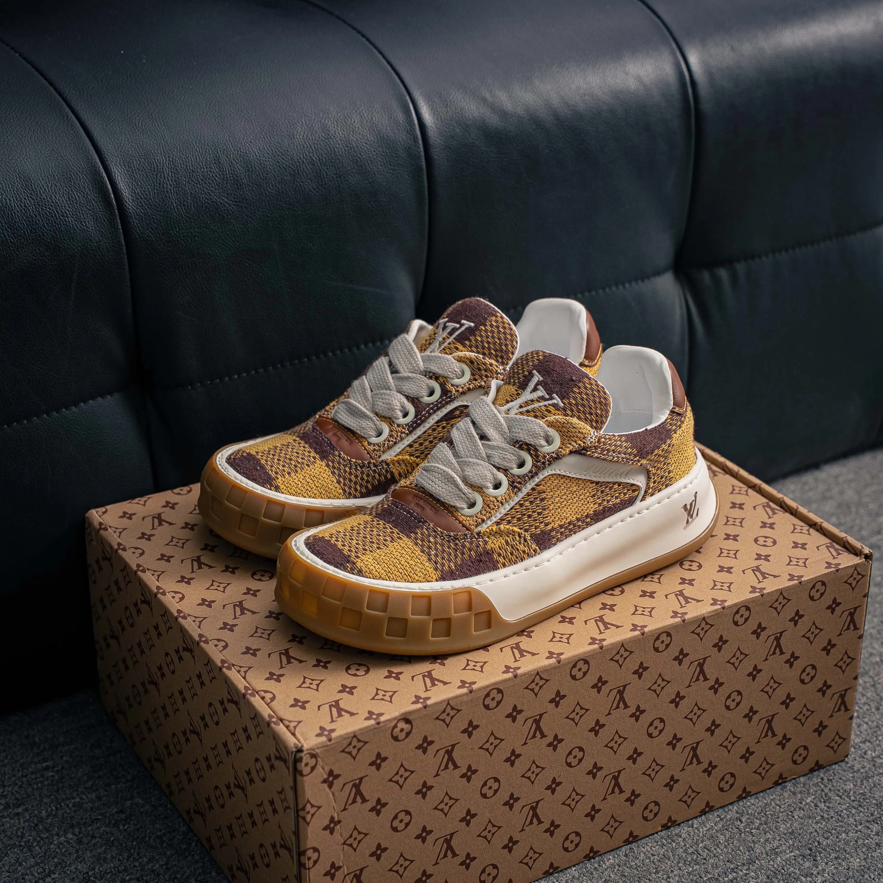 LOUIS VUITTON Tilted Series｜2026 LV Tilted Low Sneakers Series Low-Top Retro Skate Shoes Men Shoes｜ ｜ ✦